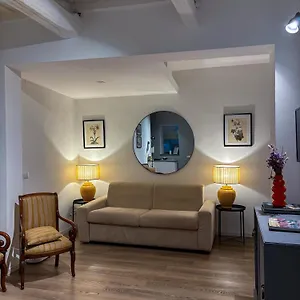 Apartment A Due Passi Da Ponte Vecchio, Florenz